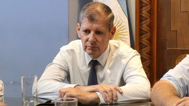 El coronel retirado Juan Manuel Pulleiro habría presentado su renuncia a la Secretaría de Seguridad de Jujuy. En cambio, el Poder Ejecutivo comunicó  que dejó sin efecto su designación.