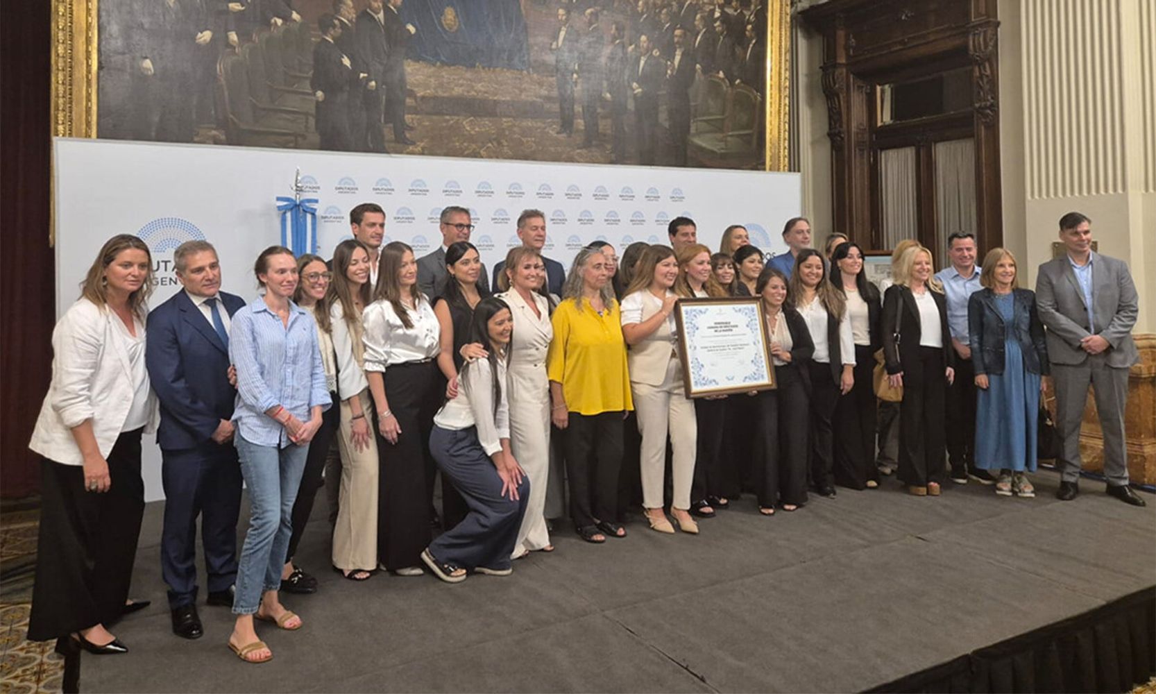 El Hospital Penna recibió en el Congreso una Mención de Honor