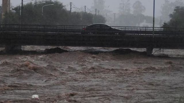 Temporal en el este tucumano: asistencia y preocupación por el agua.