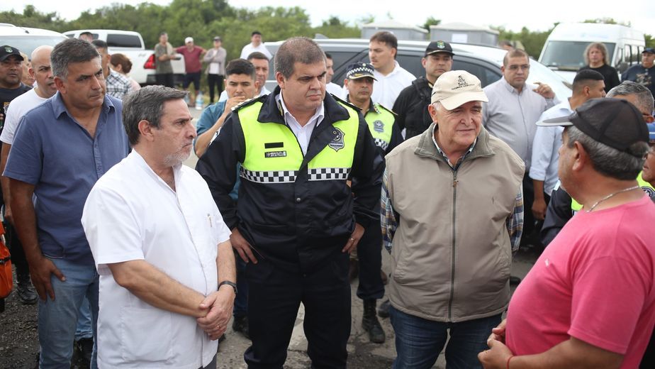 Operativo de salud y asistencia en La Madrid por las inundaciones