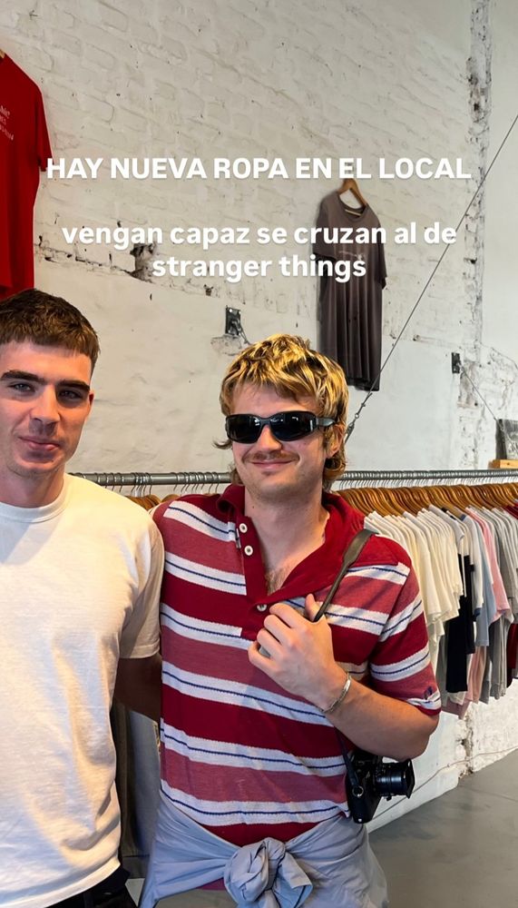El tour porteño de Djo: qué hizo Joe Keery en Palermo y el inesperado regalo que recibió en La Bombonera