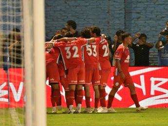 Belgrano le ganó a Estudiantes en Río Cuarto y se trepó a la punta de la Zona B de la Liga Profesional
