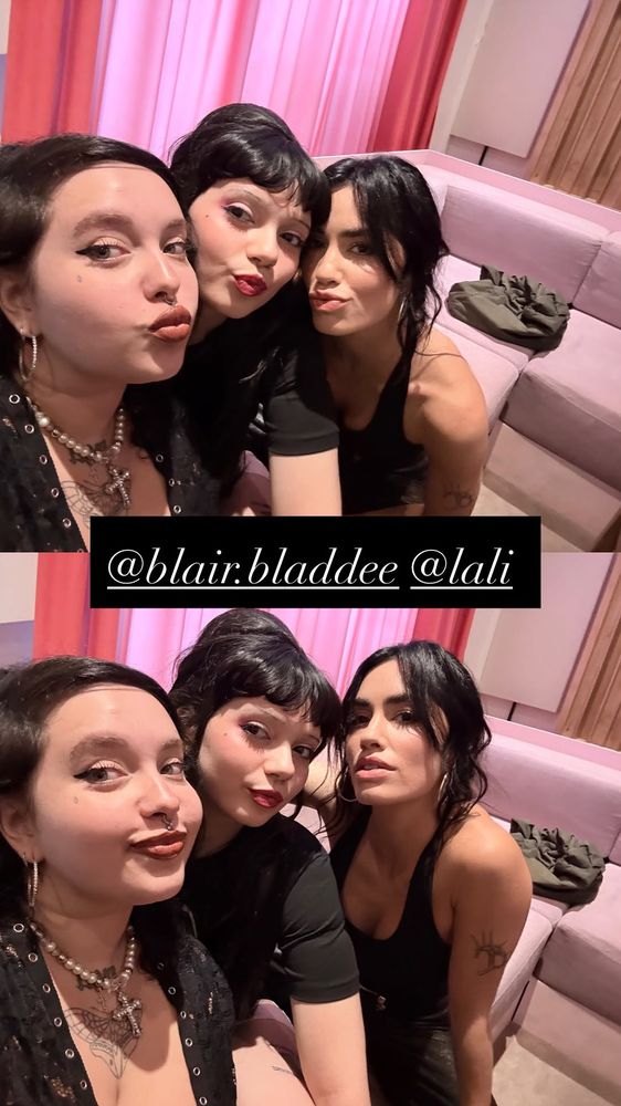 Lali junto a Asul y Blair.