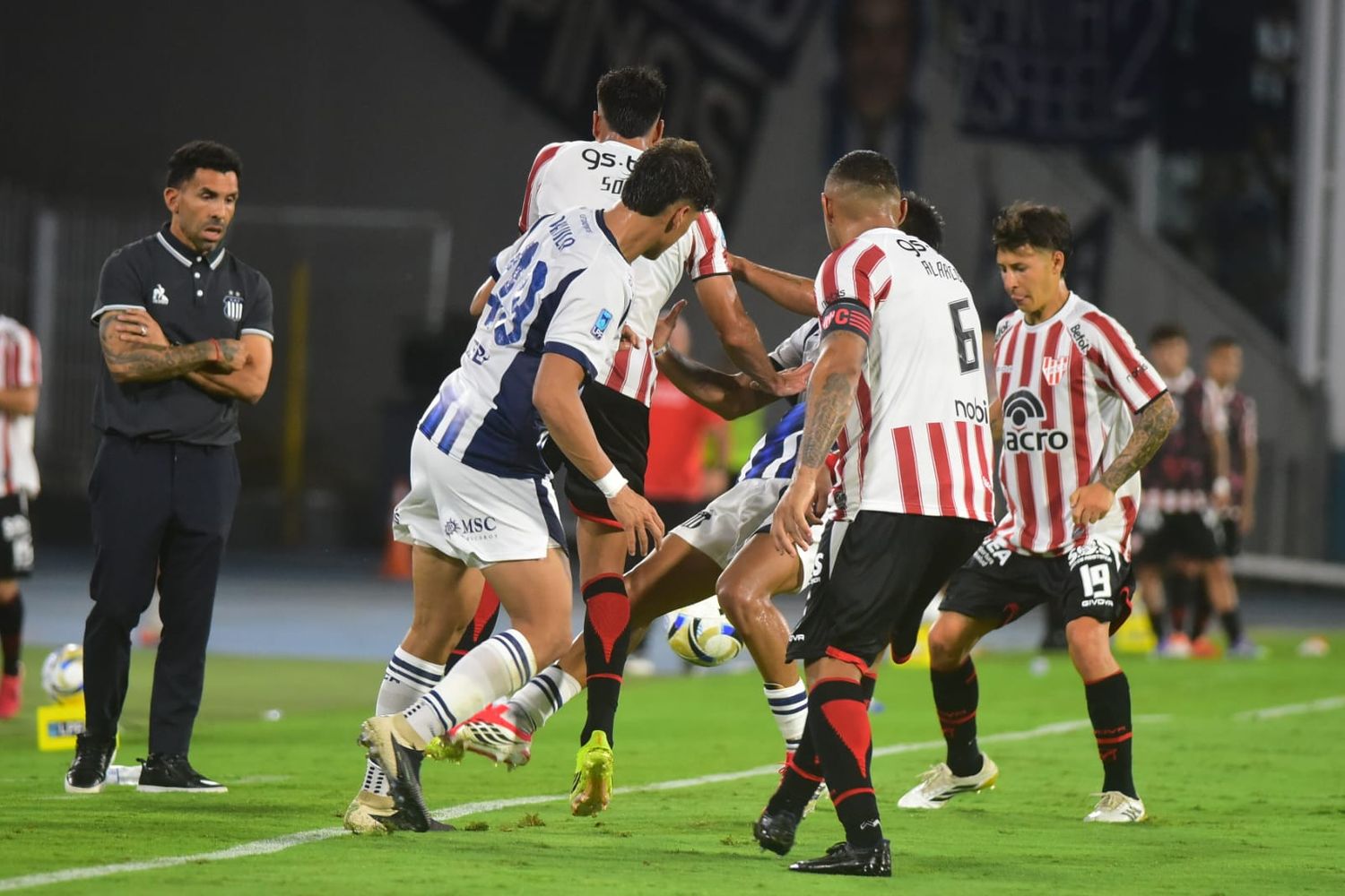 Carlos Tevez y un alivio: sin lesionados en Talleres para visitar a Belgrano.