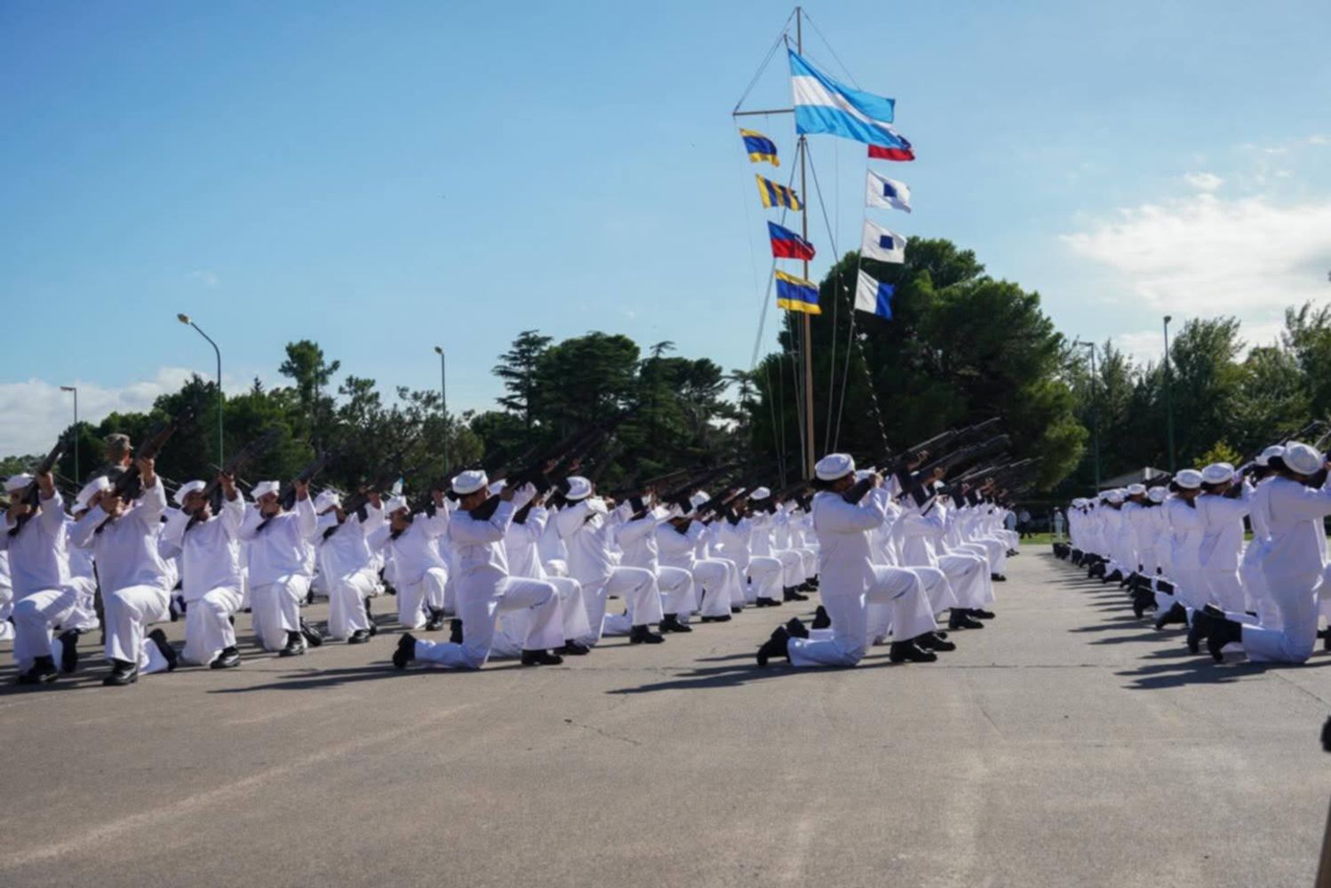 Puerto Belgrano: jóvenes de todo el país finalizaron el PSP en la Armada