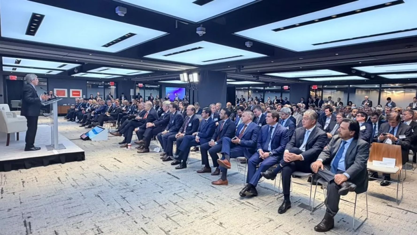 En Nueva York la delegación argentina presentó ante inversores internacionales oportunidades en sectores como la minería, las energías limpias, el agro y la economía del conocimiento.