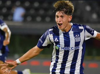 Talleres extendió el contrato del juvenil que ilusionó con su aparición en Primera