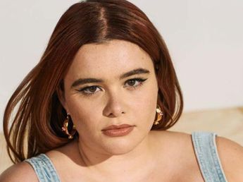 Barbie Ferreira, la actriz de Euphoria, burló la censura en los Premios Oscar 2026 con un vestido ultra escotado