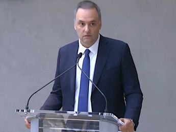 Manuel Adorni y el escándalo por el viaje de su esposa: "Fue una pésima decisión"
