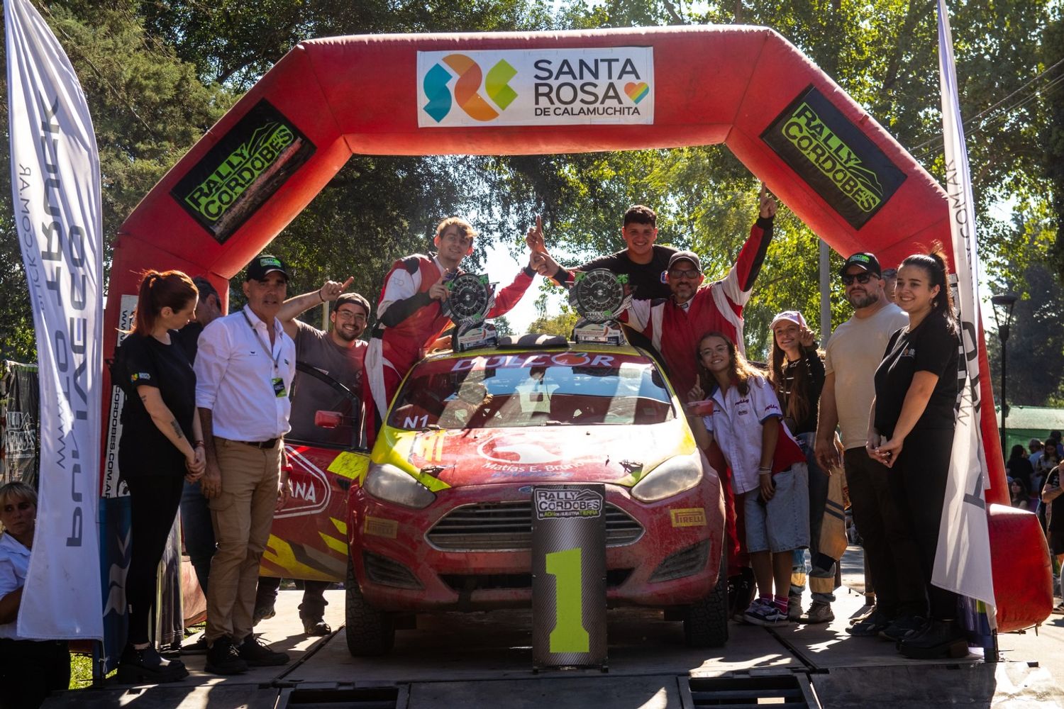 El binomio de Arroyito, Mario y Nicolás Bruno con Ford Fiesta, lograron el primer puesto en la N1
