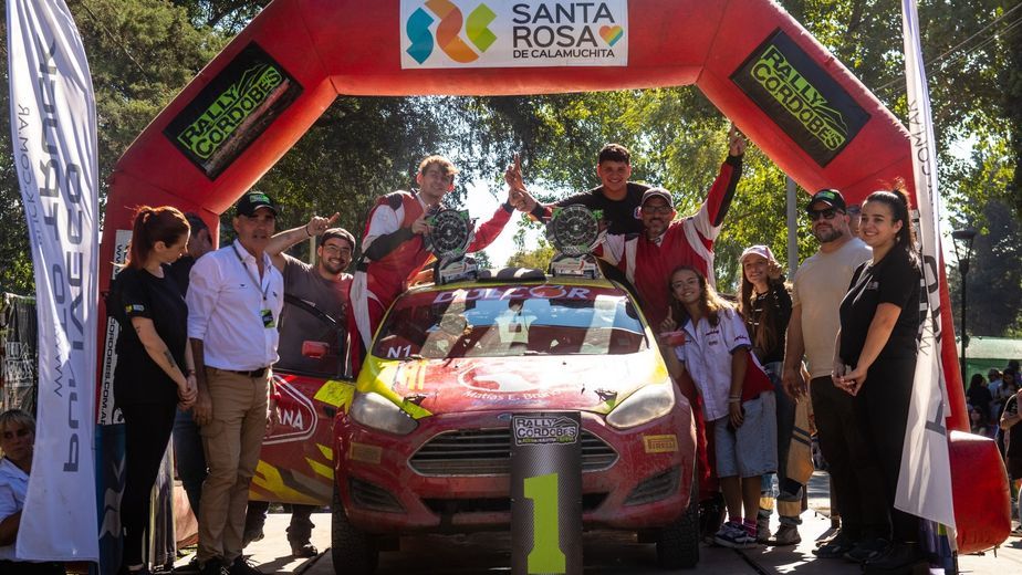 El binomio de Arroyito, Mario y Nicolás Bruno con Ford Fiesta, lograron el primer puesto en la N1
