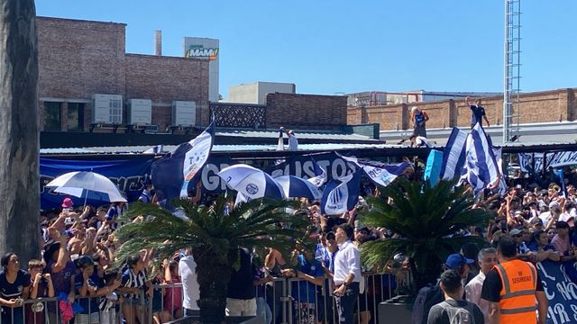 Talleres y el apoyo de su gente en la previa de la visita a Belgrano.