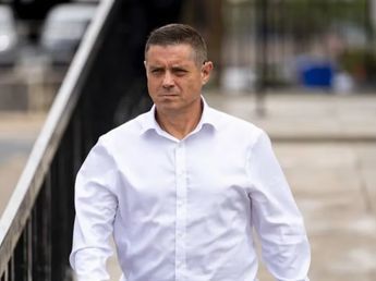 Encontraron muerto en su celda a un actor británico que cumplía condena por abuso sexual