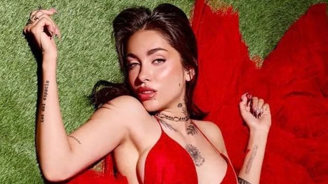 María Becerra fue la gran sorpresa del Lollapalooza Argentina 2026: cantó con Paulo Londra y apareció en el show de Sabrina Carpenter