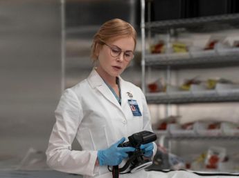 Nicole Kidman protagoniza "Scarpetta", la serie basada en las novelas de Patricia Cornwell que es furor en el streaming