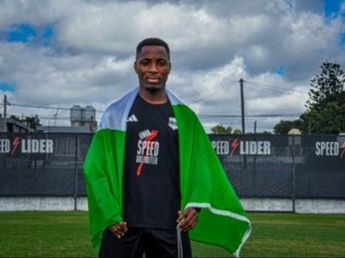 Quién es Johnson Nsumoh, el jugador de Riestra que se hace llamar el "Hazard" nigeriano