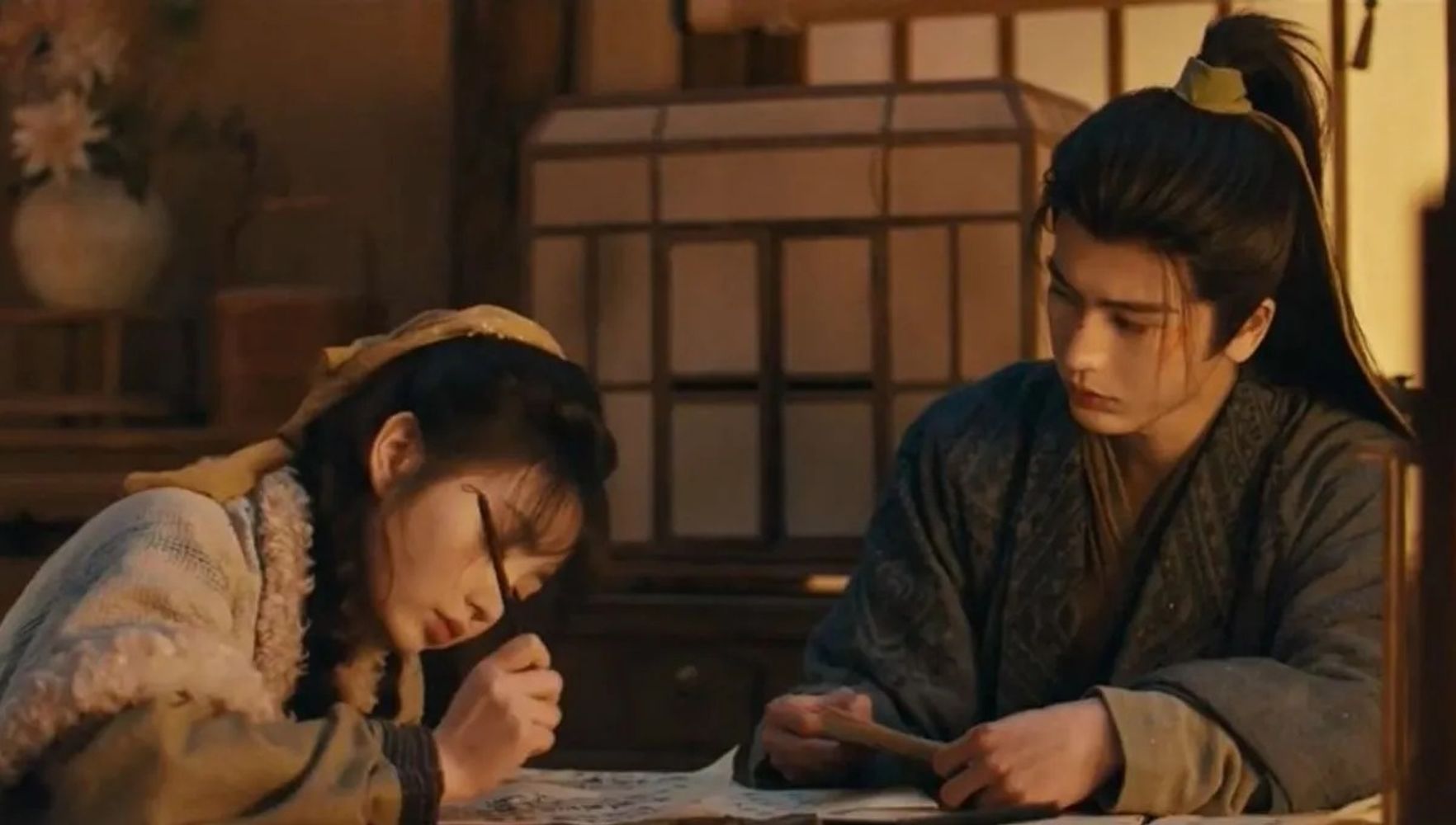 La serie originalmente se lanzó el 6 de marzo en las plataformas de streaming Tencent Video y iQIYI.