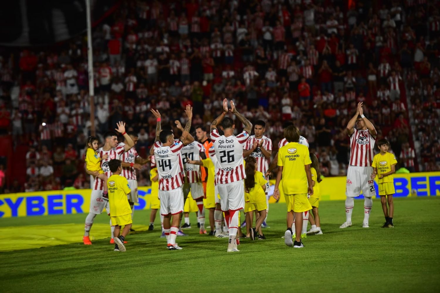 Ganó Instituto, 2 a 1 ante Independiente, y va con envión a la Bombonera.