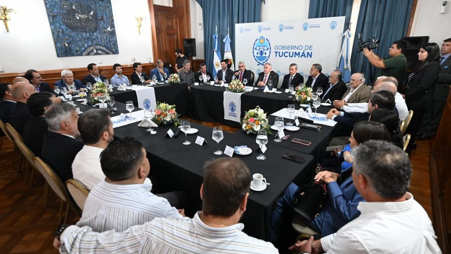 Jaldo reunió a ingenios, destilerías y productores para proyectar la zafra 2026