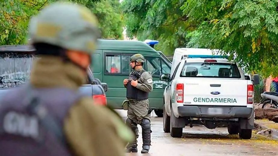 Allanamientos en Posadas por presuntas coimas en el puente internacional: secuestran dinero y dispositivos