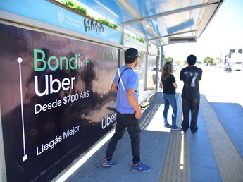 ¿Viajes desde $700?: Cómo activar el nuevo descuento de Uber que es tendencia en Córdoba