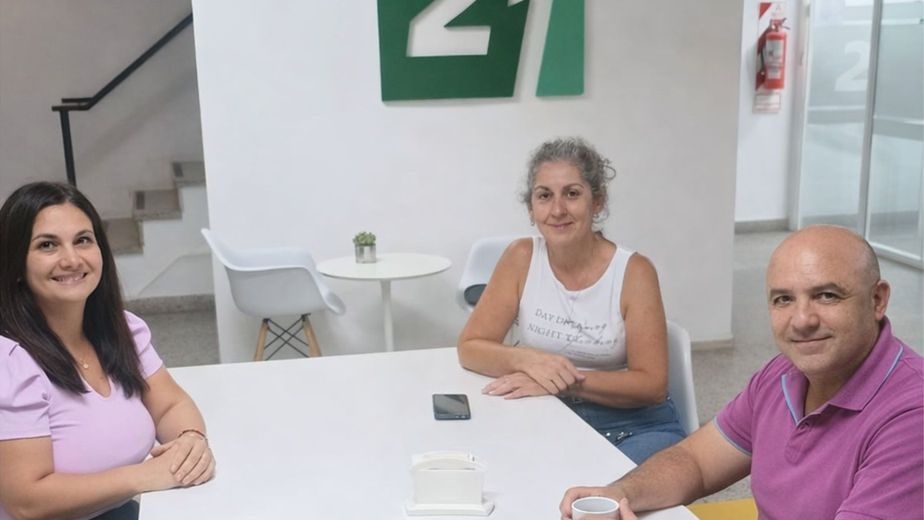 Universidad Siglo 21 y Quique Club firmaron un convenio para impulsar el desarrollo educativo y deportivo