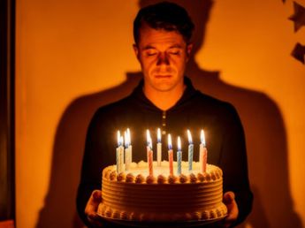 Qué dice la psicología sobre lo que ocurre con una persona cuando no la saludan por su cumpleaños