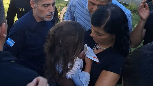 La mujer había solicitado ayuda a todo un país para encontrar a su hija.