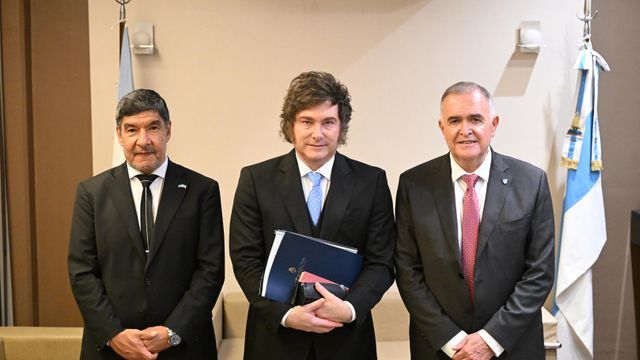 El gobernador detalló que se invitó a Milei, a la vicepresidenta Villarruel y a los gobernadores de todo el país.