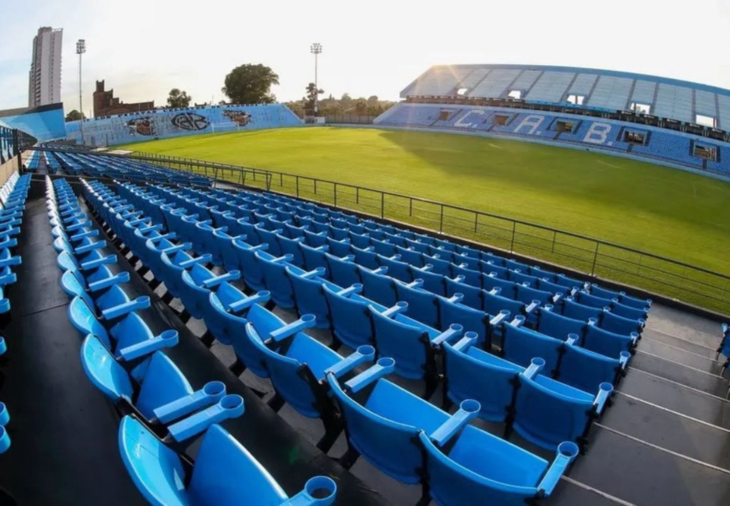 Belgrano recibe a Racing en el Julio César Villagra.
