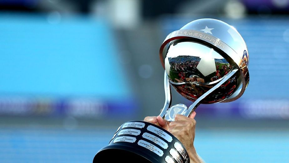 Copa Sudamericana 2026: cuándo se sortean los octavos de final y los Playoffs