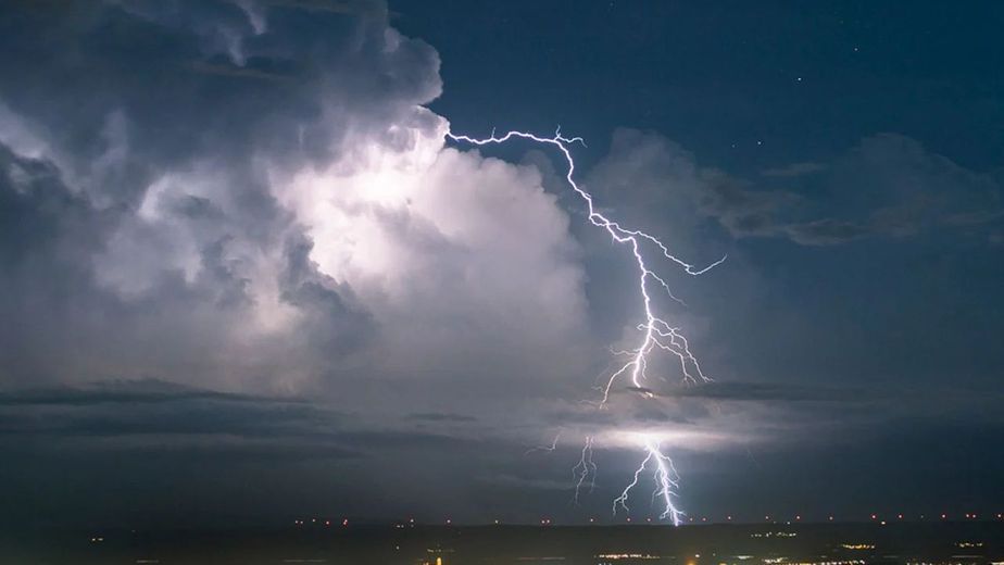 Una Alerta naranja por fuertes tormentas pone en riesgo la región este fin de semana