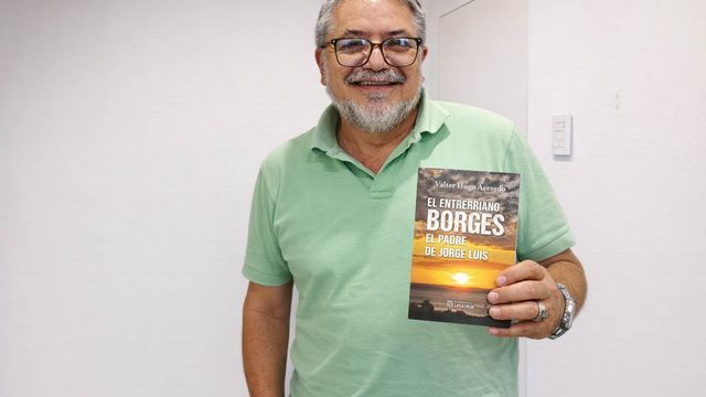 Víctor Hugo Acosta presenta su libro número 16: una mirada entrerriana sobre la historia de Borges. Imagen modificada con IA. Gentileza Fm diamante