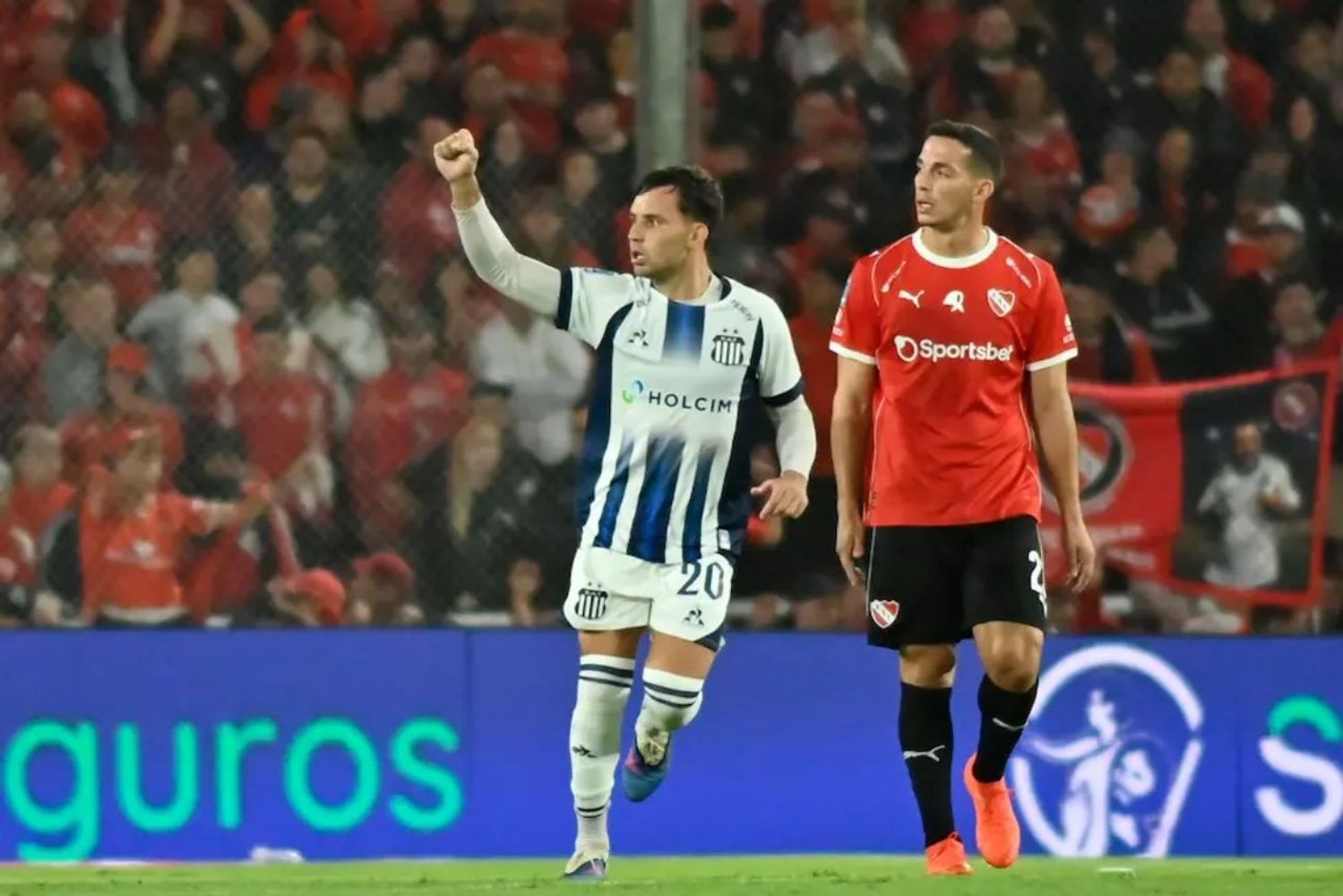 Augusto Schott lo empató en Avellaneda, para un Talleres que terminó ganando 2 a 1.