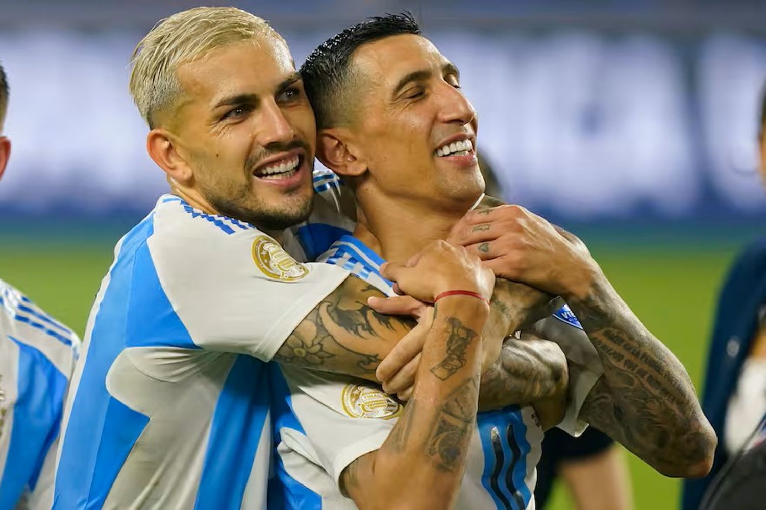 DI MARIA - PAREDES