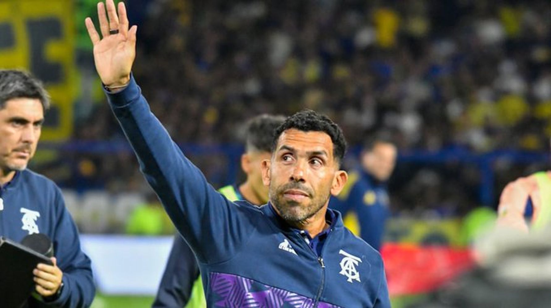 El DT Carlos Tevez habló del clásico, de las nuevas figuras de Talleres y de Boca.