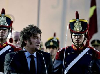Javier Milei marcó la diferencia con el kirchnerismo y pidió por la "memoria completa"