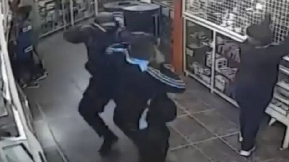 Córdoba: se vistieron de policías, le apuntaron a un bebé y huyeron a los tiros
