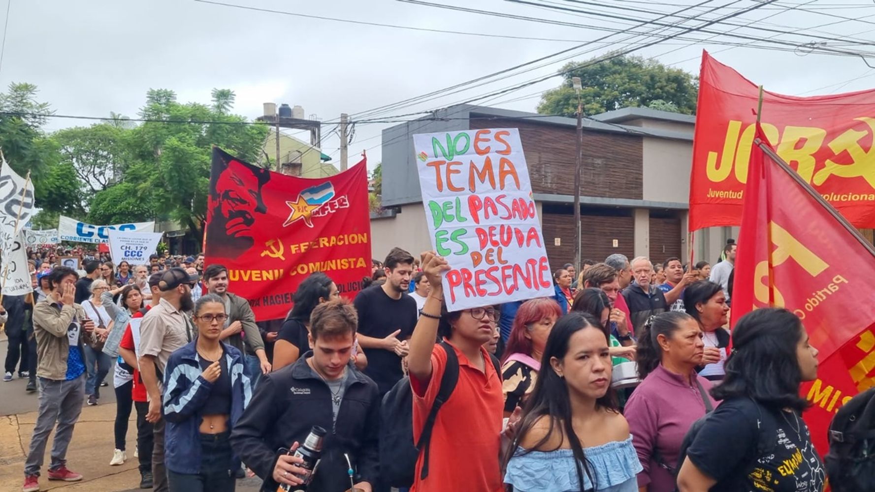 A 50 años del golpe, Posadas marchó por la Memoria con un recorrido por ex centros clandestinos.