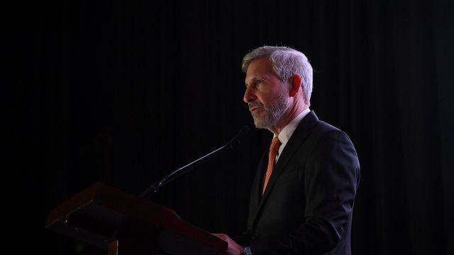 Frigerio llamó a sostener la democracia “sin atajos” a 50 años del golpe militar