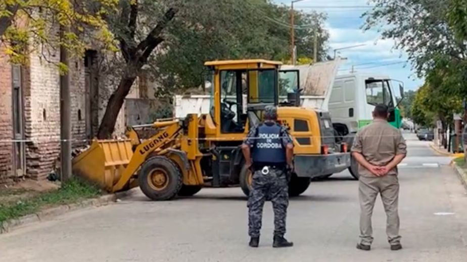 Macabro: encontraron un feto dentro de un frasco en la basura en Córdoba