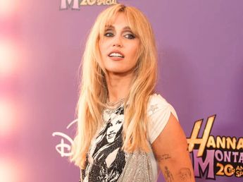 Nadie lo esperaba: Miley Cyrus revive una escena clave de Hannah Montana y desata la emoción de los fans