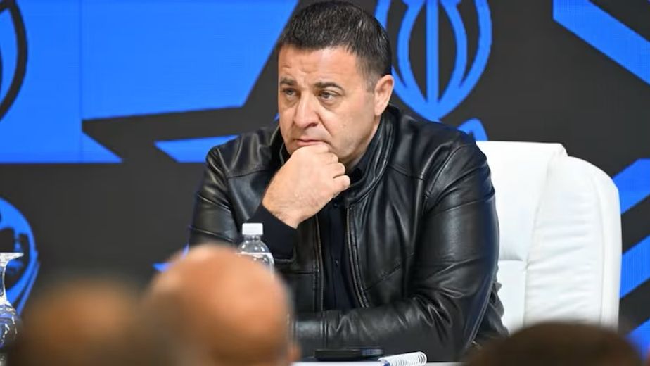 Quién es el periodista deportivo que habría recibido dinero de Toviggino para defender a la AFA y exponer a un árbitro