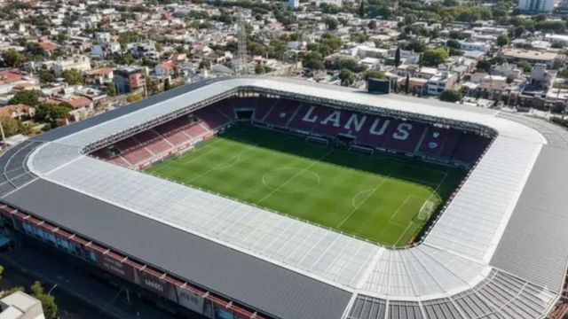 Mario Regueiro, ídolo de Lanús, alcanzó la consagración tras ganar la Copa Sudamericana.