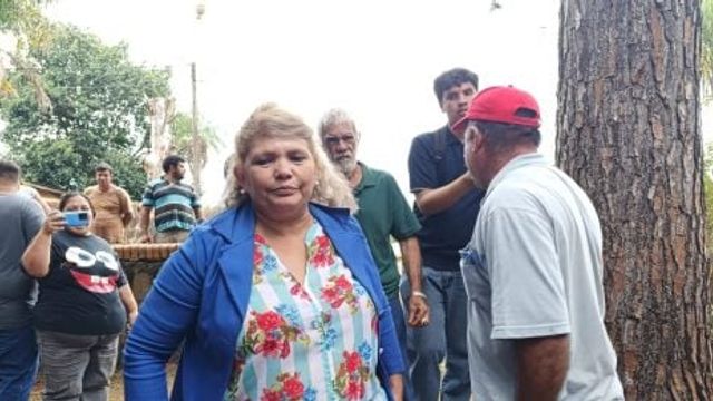 La intendente interina de Caraguatay despidió al secretario de Hacienda y crece la tensión en el municipio.