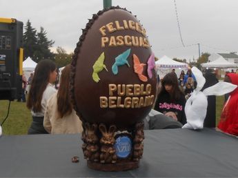 En busca de otro récord: un huevo de Pascua gigante sorprende en Semana Santa