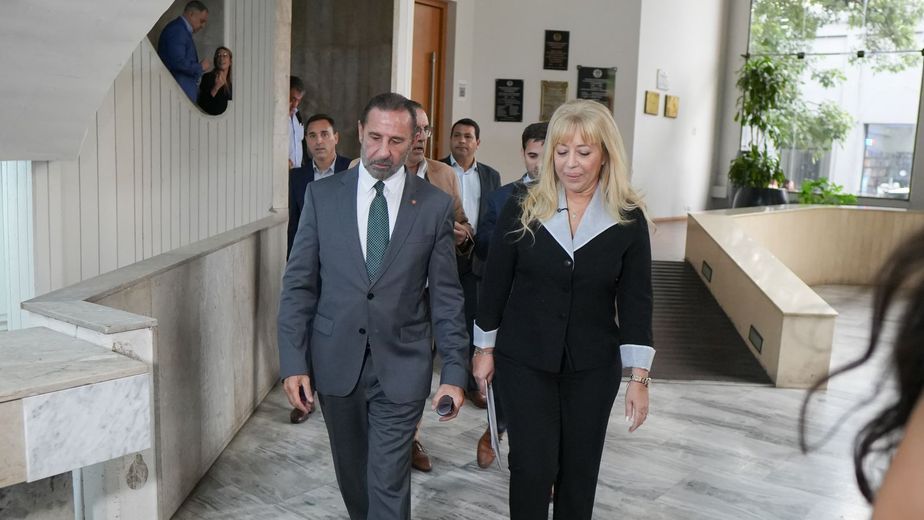 Juri y Chahla abrieron el debate sobre el futuro de la capital