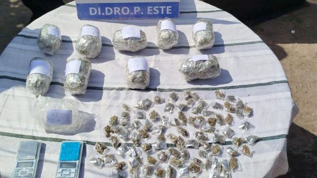 La droga estaba fraccionada en "bagullos" y también compactada.