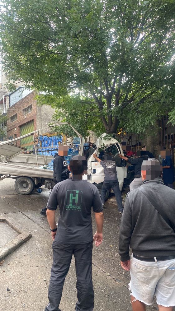 Las imágenes del siniestro vial en barrio Cofico.