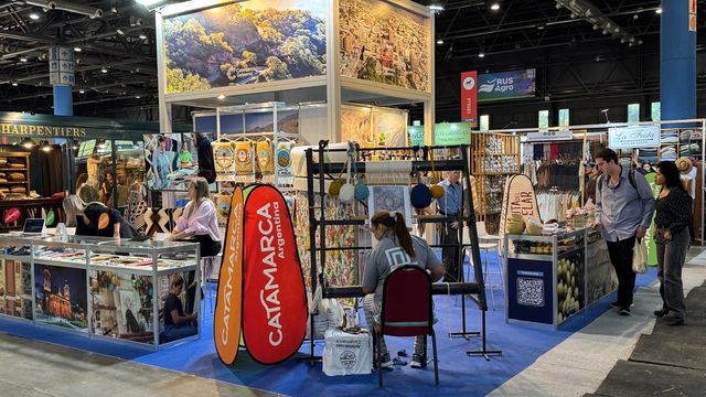 La provincia participa en el evento que se desarrolla en La Rural de Buenos Aires con una propuesta conjunta de turismo, cultura y producción.